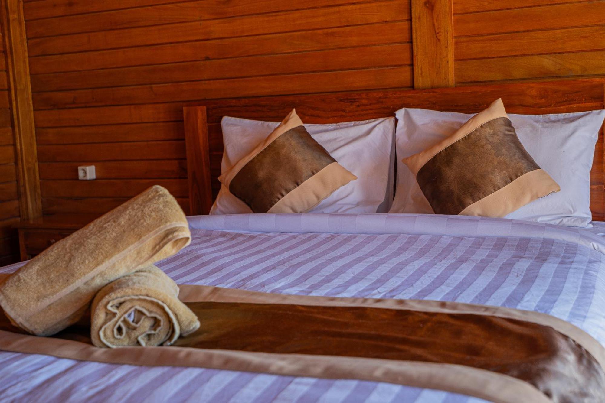 D Sila'S Tepi Danu Villas Kintamani & Natural Hot Spring Eksteriør bilde